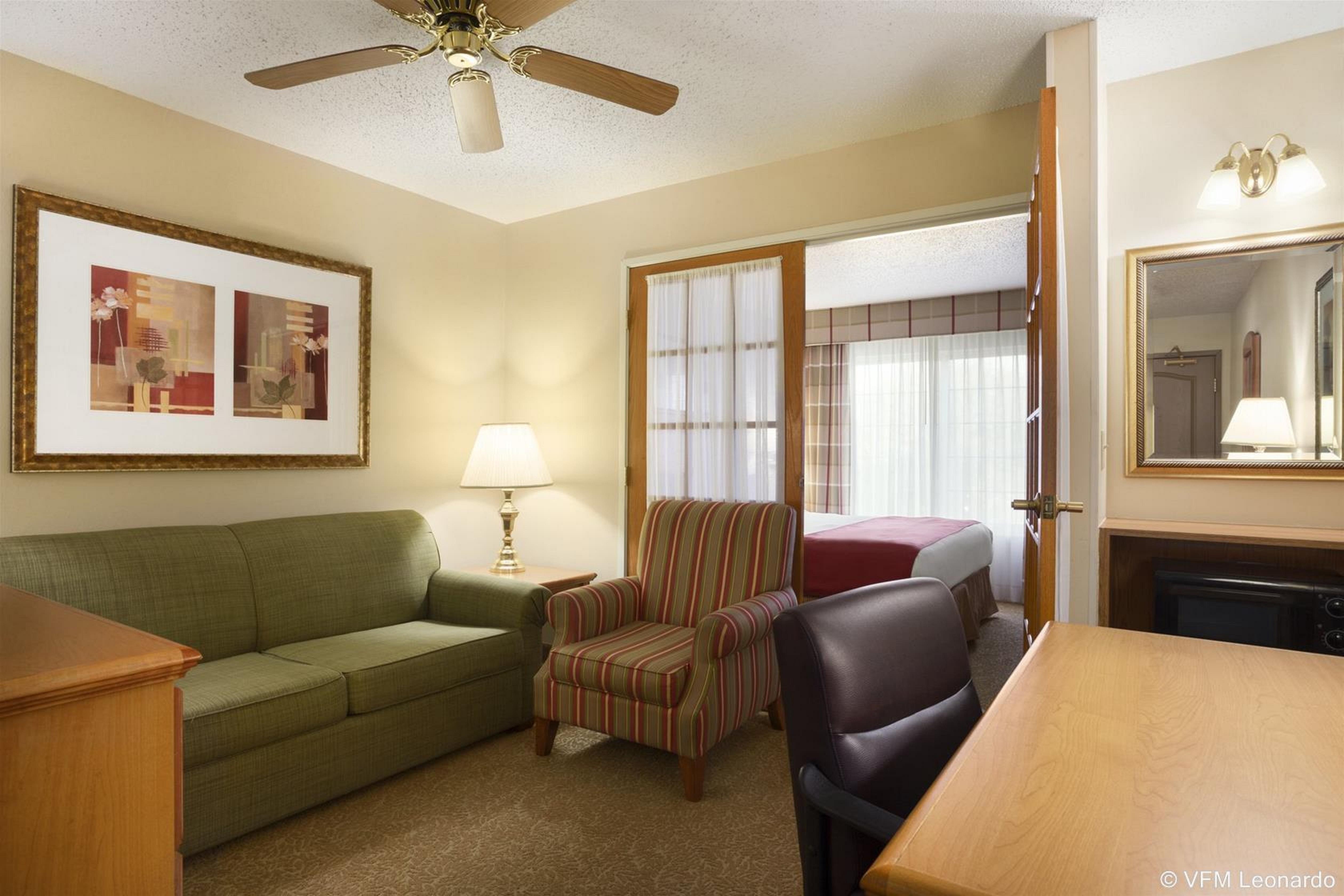 Country Inn & Suites By Radisson, Columbus Airport, Oh Buitenkant foto